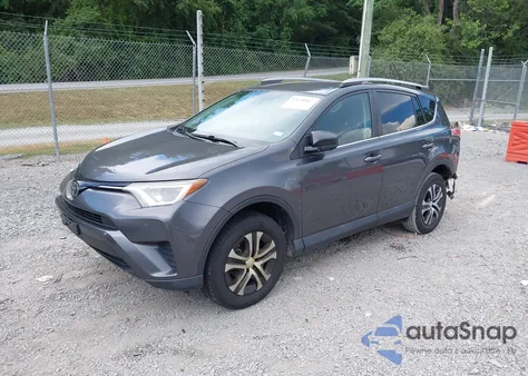 2018 Toyota Rav4 Le z USA, uszkodzony, nr VIN 2T3ZFREV2JW449899